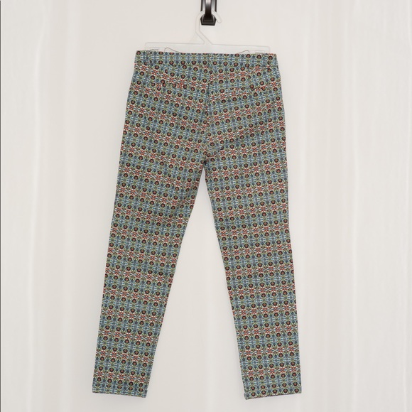 Floral patterned pencil pant - Picture 2 of 7
